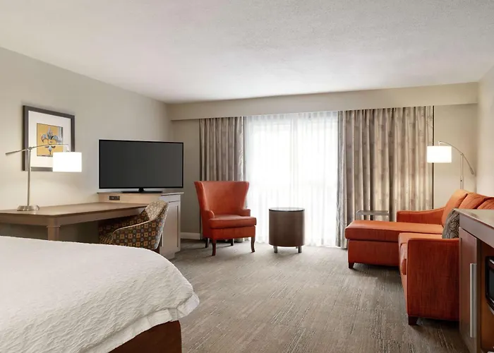 Hampton Inn New Orleans/St.Charles Ave